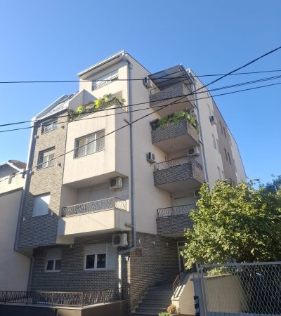 Strumička 32 -