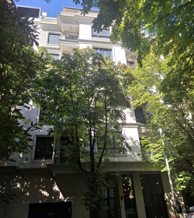 Vojvode Dobrnjca 7-9.